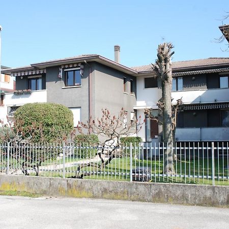 Appartamento Vera Ponte San Nicolò Exterior photo